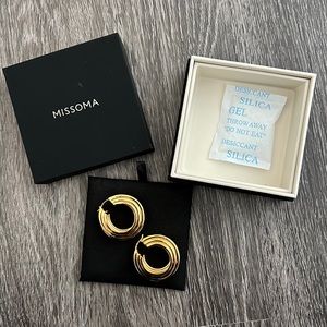 Missoma Lucy Williams Medium Chunky Ridge Hoop Earrings
